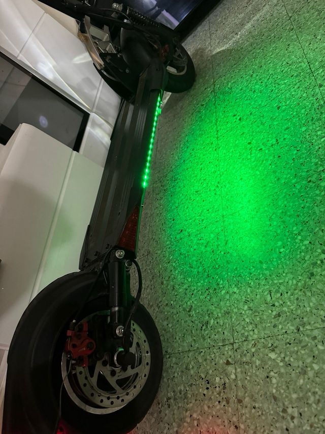 Patinete Eléctrico Negro Jueshuai X48 1000W 60 KM