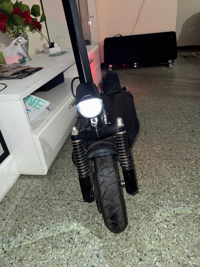 Patinete Eléctrico Negro Jueshuai X48 1000W 60 KM