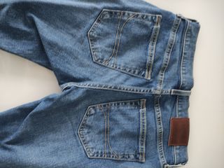 Bermudas vaqueras rotas talla 36