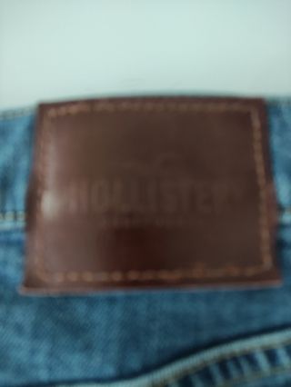 Bermudas vaqueras rotas talla 36