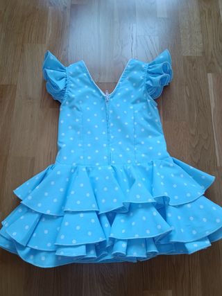 Traje de gitana niña lunares talla 4-5 años.