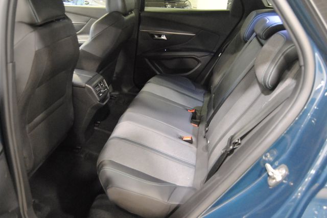 Peugeot 3008 GASOLINA 130 6V ALLURE PACK 2024