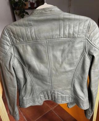 Chaqueta de piel Barneys New York gris T.S