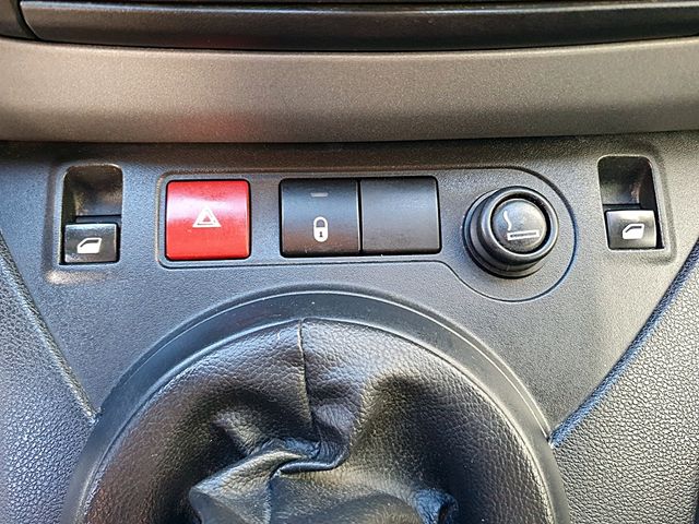 Peugeot Partner, CARPLAY, doble puerta trasera
