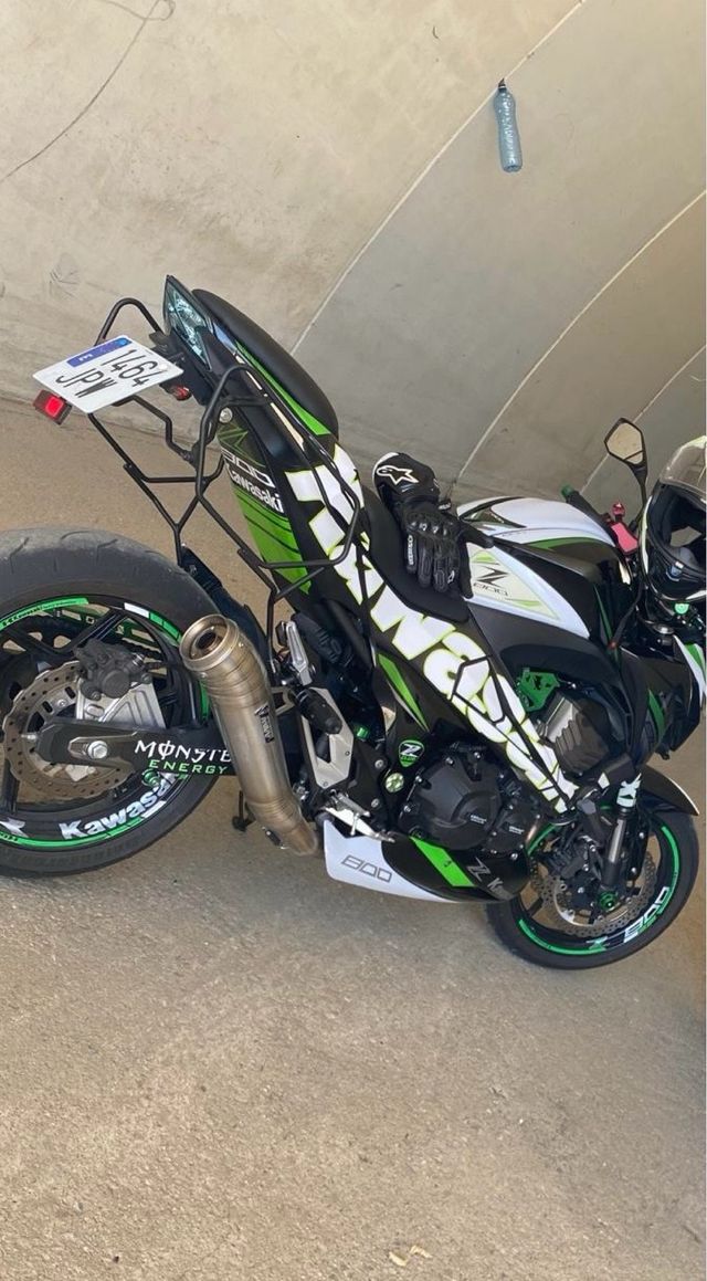 Kawasaki Z800e