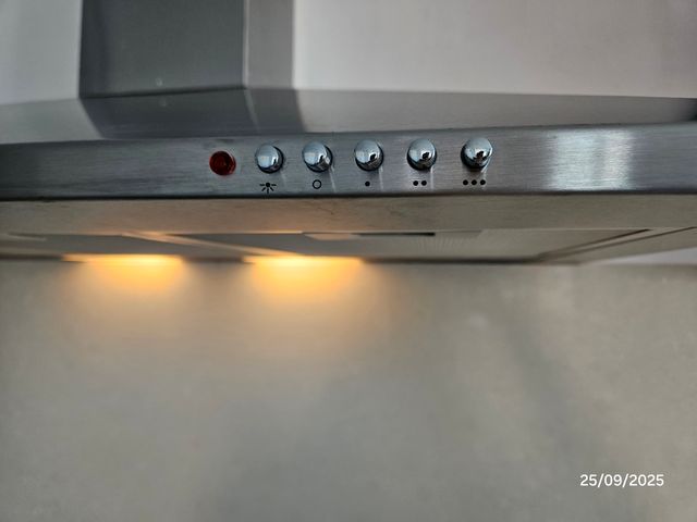 Campana extractora cocina Cata 90cm sin usar