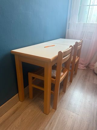 Pupitre infantil con silla