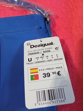 Bolso Desigual azul con corazón y símbolo de la pa