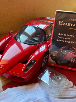 Maqueta Ferrari Enzo 1/10