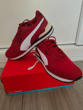 Zapatillas Puma ST Runner v4 NL Rojas. A estrenar 