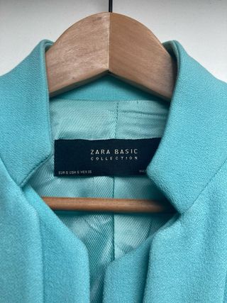 Abrigo / Levita / Blazer de Zara