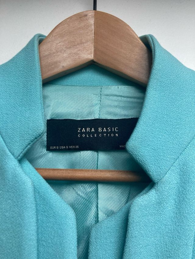 Abrigo / Levita / Blazer de Zara