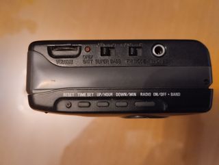 Walkman Cassette y Radio Negro/Gris