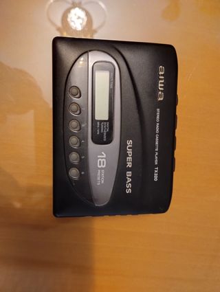 Walkman Cassette y Radio Negro/Gris