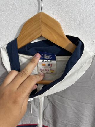 ¡¡OFERTA!! Talla XL Chaqueta Reebok Vintage 