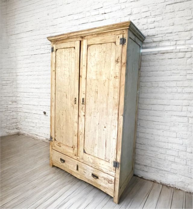 Armario antiguo madera restaurado finales XIX