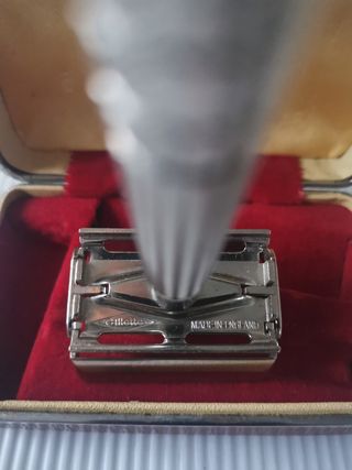 Vendo maquinilla Gillette Safety Razor antigua