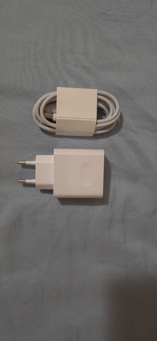 Cargador rápido 66W con cable USB-C-NUEVO