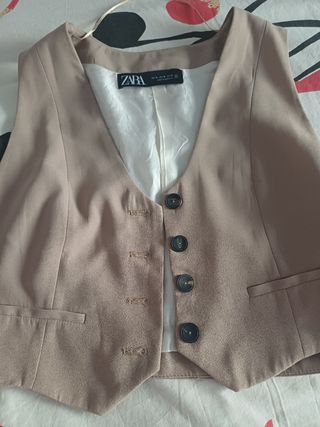 Chaleco zara