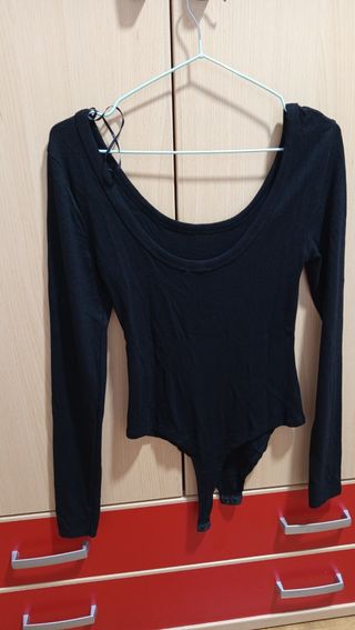 Blusa manga larga negra