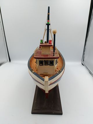 MAQUETA DE BARCO DE MADERA "CHALUTIER"
