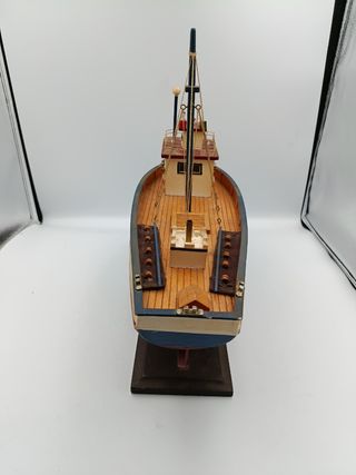 MAQUETA DE BARCO DE MADERA "CHALUTIER"