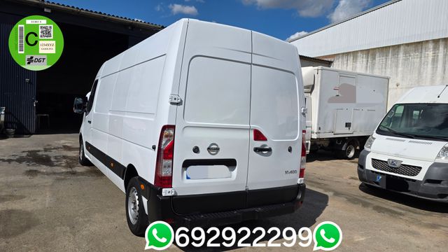 Nissan NV400 2021