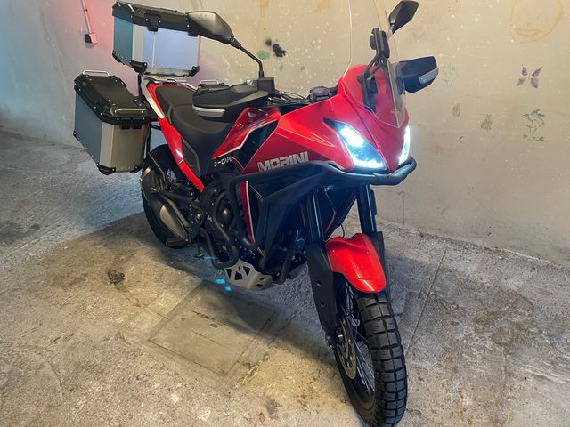 Moto Morini X-Cape 650 cc Roja