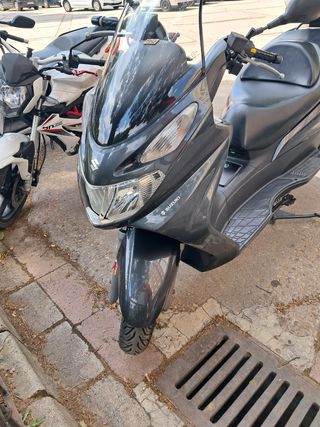 Suzuki Burgman UH125