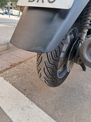 Suzuki Burgman UH125