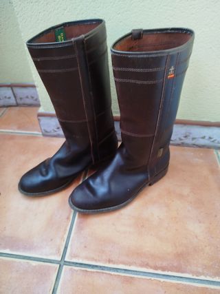 Botas Valverde del Camino Talla 36 Marrones