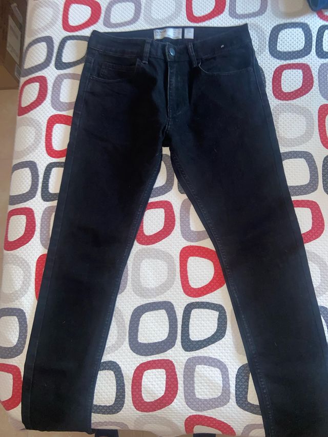 Pantalón tejano negro