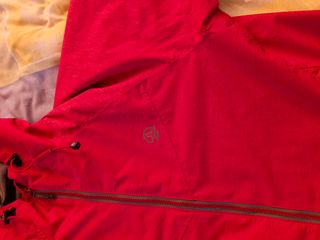 Chaqueta Ternua Talla L Roja