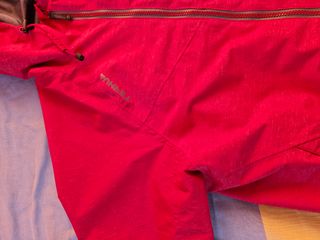 Chaqueta Ternua Talla L Roja