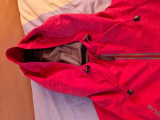 Chaqueta Ternua Talla L Roja
