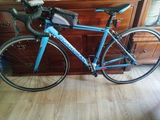 Bicicleta carretera talla S + rodillo