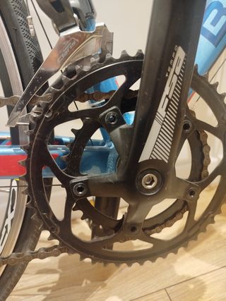 Bicicleta carretera talla S + rodillo