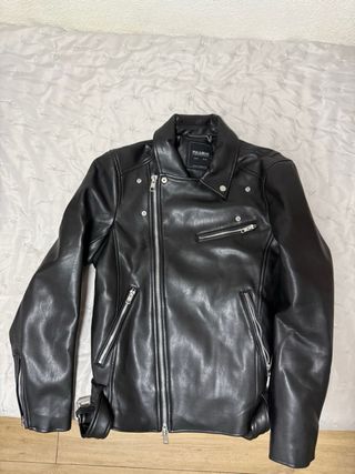 Chaqueta Biker Pull&Bear Negra Nueva sin eqtiqueta