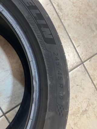 MICHELIN 245 45 19 2025!