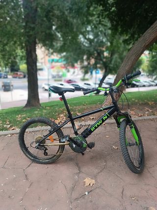Bicicleta BTWIN mediana
