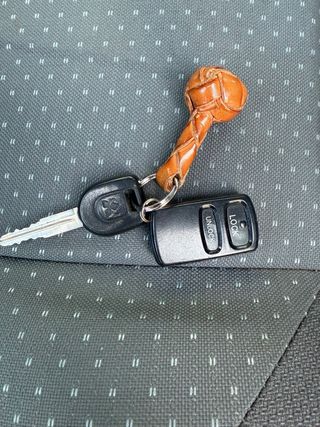 Mitsubishi Montero io 2004
