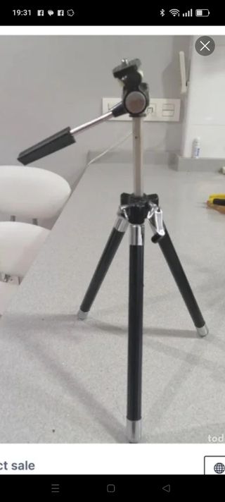 Trípode fotográfico antiguo