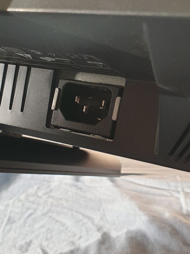 Monitor HP EliteDisplay E221c