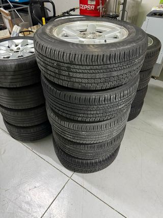 Llantas con neumáticos Jeep Cherokee 235/65R17
