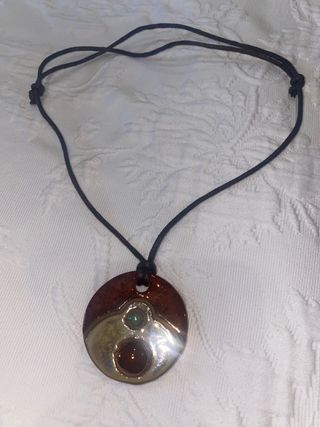 Colgante Yin Yang Piedras Marrón y Plata