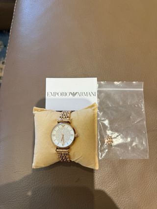 Reloj Emporio Armani Dorado Mujer