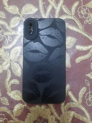Funda iPhone Labios Negra