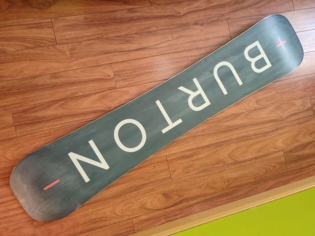 Tabla Snow Burton Custom X 166 wide + fijaciones