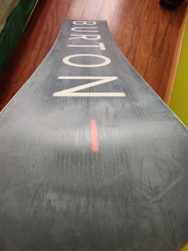 Tabla Snow Burton Custom X 166 wide + fijaciones