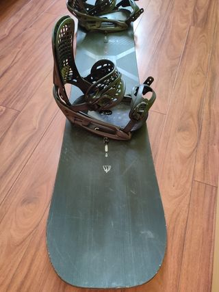 Tabla Snow Burton Custom X 166 wide + fijaciones